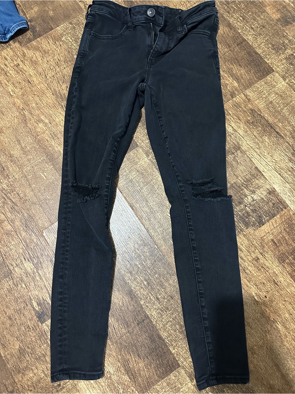 American Eagle Outfitters Black Skinny Distressed Jeans
